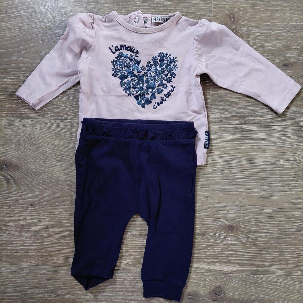Roze shirtje en donkerblauwe broekje maat 62, Kinderen en Baby's, Babykleding | Maat 62, Meisje, Ophalen of Verzenden, Zo goed als nieuw