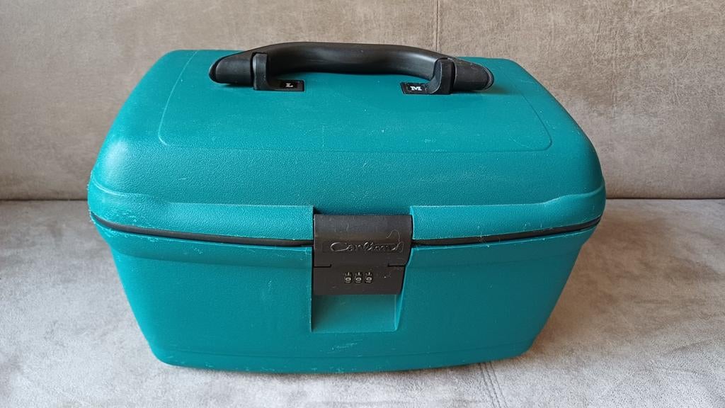 Carlton beautycase donkerturquoise met cijferslot en vakjes., Gebruikt, Blauw, Ophalen of Verzenden, Met slot
