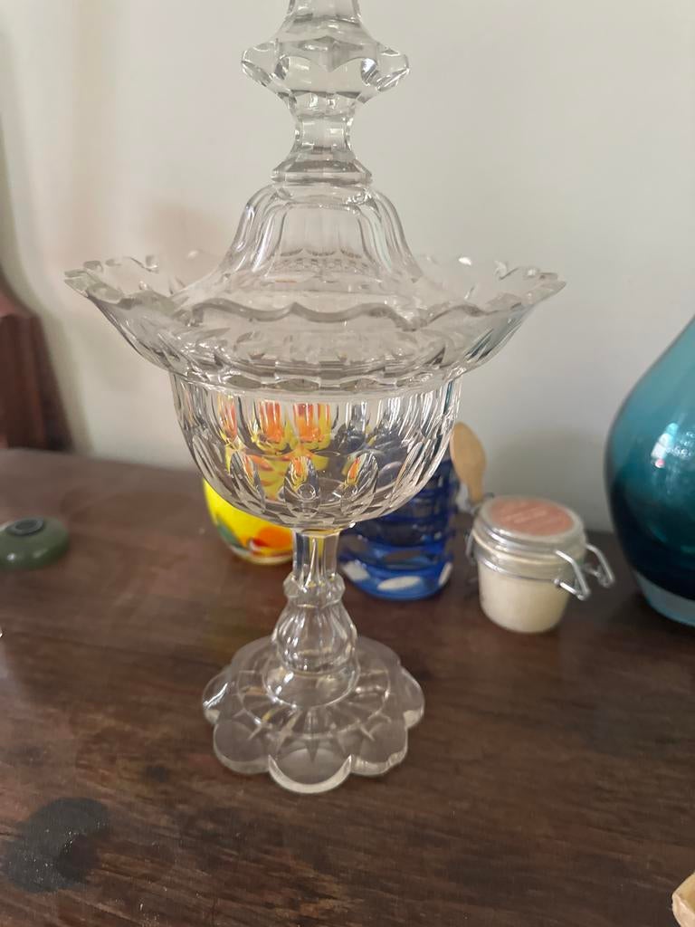 Decoratieve Glazen Bonbonnière met Deksel, Ophalen