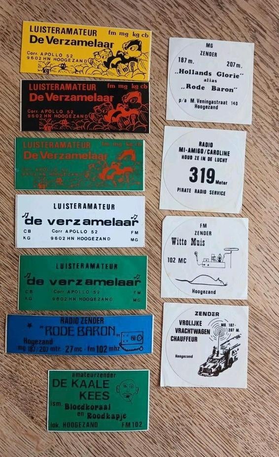 Stickers piratenzender radio luisteramateur HOOGEZAND, Ophalen of Verzenden, Zo goed als nieuw, Film, Tv of Omroep
