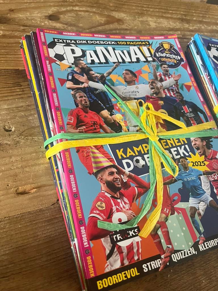 Grote stapel Panna ‘s (voetbalblad) seizoen 2023-2025, Ophalen, Gelezen
