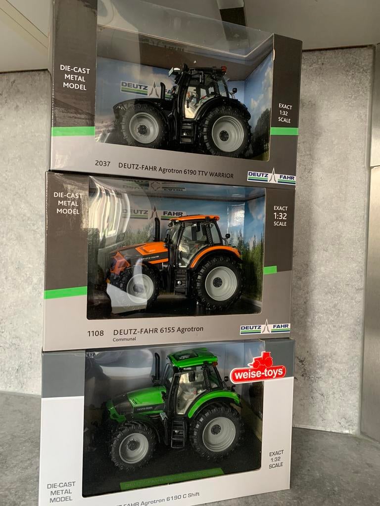 Deutz Agrotron, Hobby en Vrije tijd, Modelauto's | 1:32, Ophalen of Verzenden, Zo goed als nieuw, Tractor of Landbouw, Overige merken
