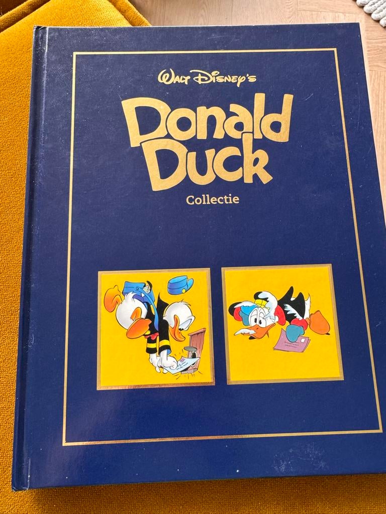 Donald Duck Collectie en Duck Out EK Special 2012, Meerdere stripboeken, Ophalen of Verzenden, Gelezen
