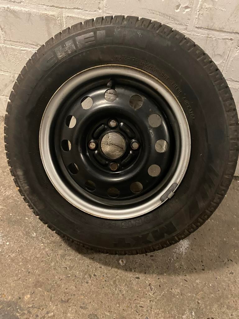 Goede autoband met velg - 175/70R13, Ophalen, Gebruikt
