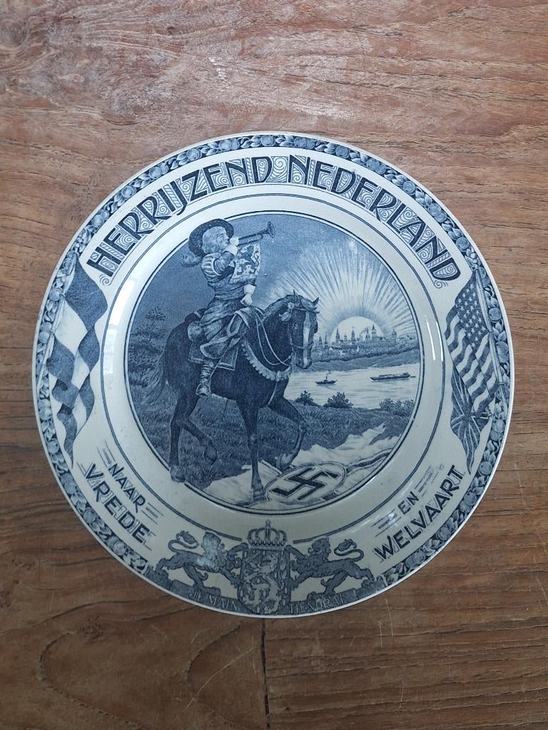 div. herdenkingsborden wand-bord sierbord 25€ / stuk, Antiek en Kunst, Antiek | Wandborden en Tegels, Ophalen of Verzenden