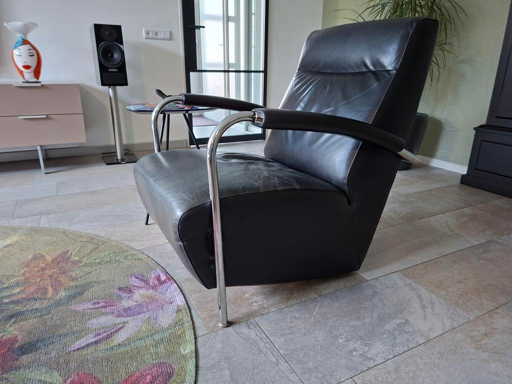 Leolux Scylla Leren fauteuil met chromen armleuningen, leer, Huis en Inrichting, Fauteuils, Ophalen, Modern, Comfortabel, 75 tot 100 cm