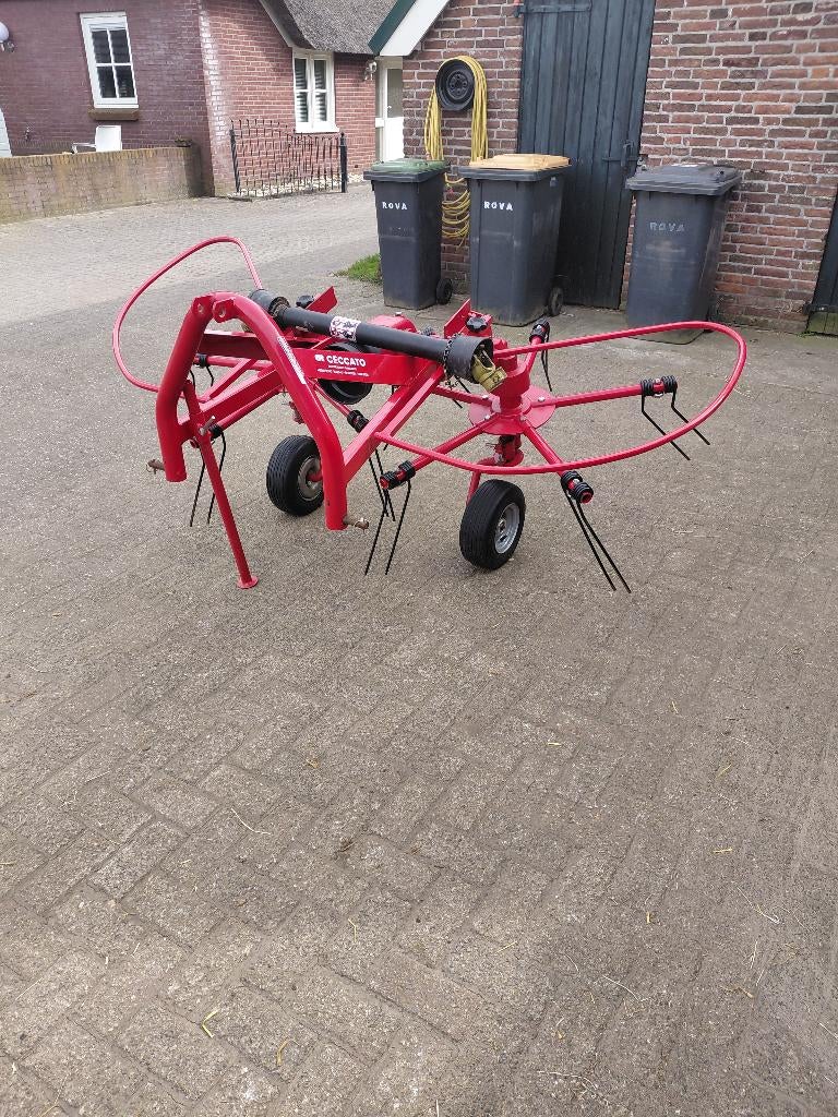 weidesleep jako grondbak woelpoot hooihark trommelschudder, Zakelijke goederen, Agrarisch | Werktuigen, Ophalen, Glastuinbouw