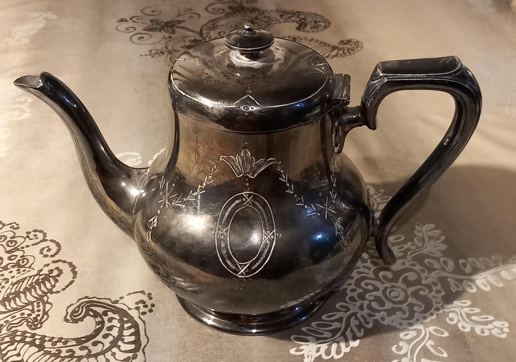 oude gemerkte gegraveerde tinnen theepot, Antiek en Kunst, Antiek | Tin, Ophalen of Verzenden