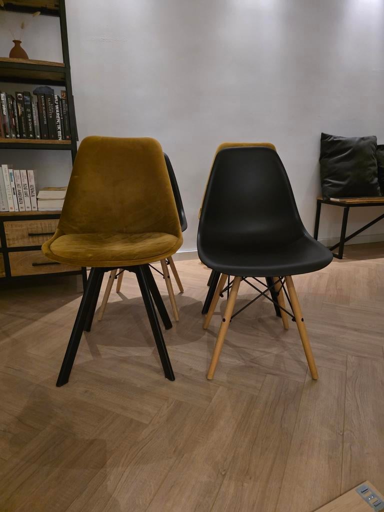 Eetkamerstoelen, Kunststof, Gebruikt, Overige kleuren, Ophalen of Verzenden