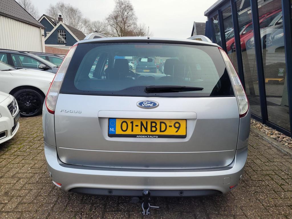 Ford Focus Wagon 1.8 Limited NAVI / TREKHAAK / PDC, Auto's, Gebruikt, Zwart, 4 cilinders, 57 €/maand