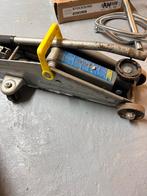 Kinzo autokrik, Ophalen, Zo goed als nieuw, Hydraulisch, Garagekrik