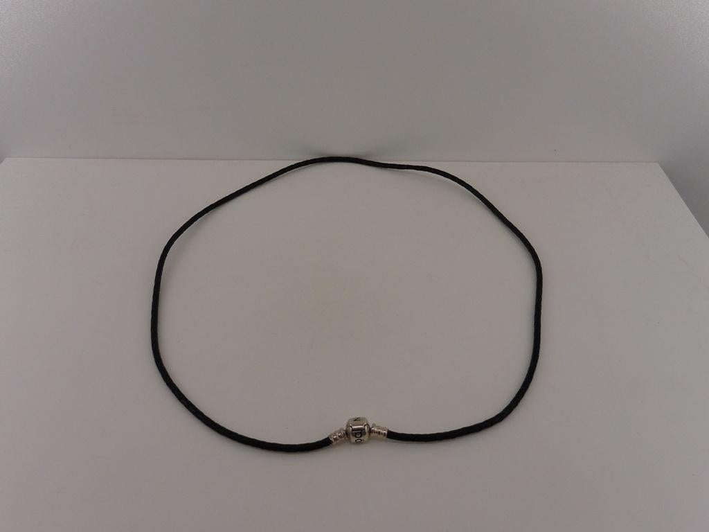 Leren Pandora collier met zilveren slot                Z40aa, Sieraden, Tassen en Uiterlijk, Kettingen, Overige materialen, Gebruikt