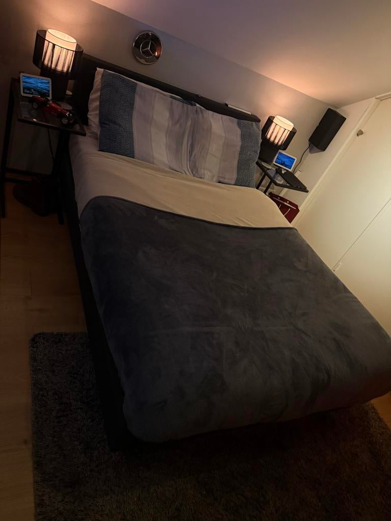 Boxspring 140x200 cm (zonder matras), Ophalen, Gebruikt, Tweepersoons, 140 cm