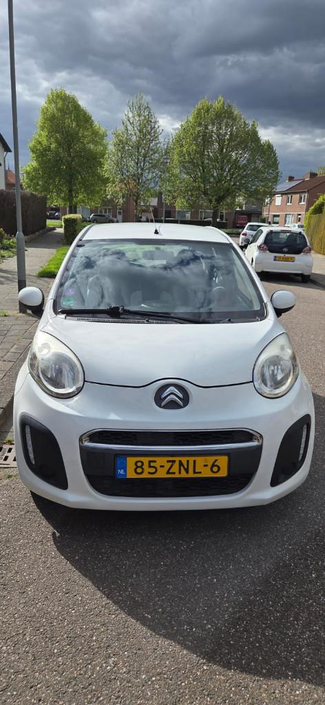 Citroën C1 1.0i 68PK 5D 2013 Wit, Auto's, Voorwielaandrijving, Euro 5, 4 stoelen, C1