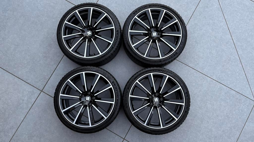 Leon cupra 19” performance velgen incl michelin ps5 banden, Auto-onderdelen, Banden en Velgen, 235 mm, Band(en), Zomerbanden, Ophalen