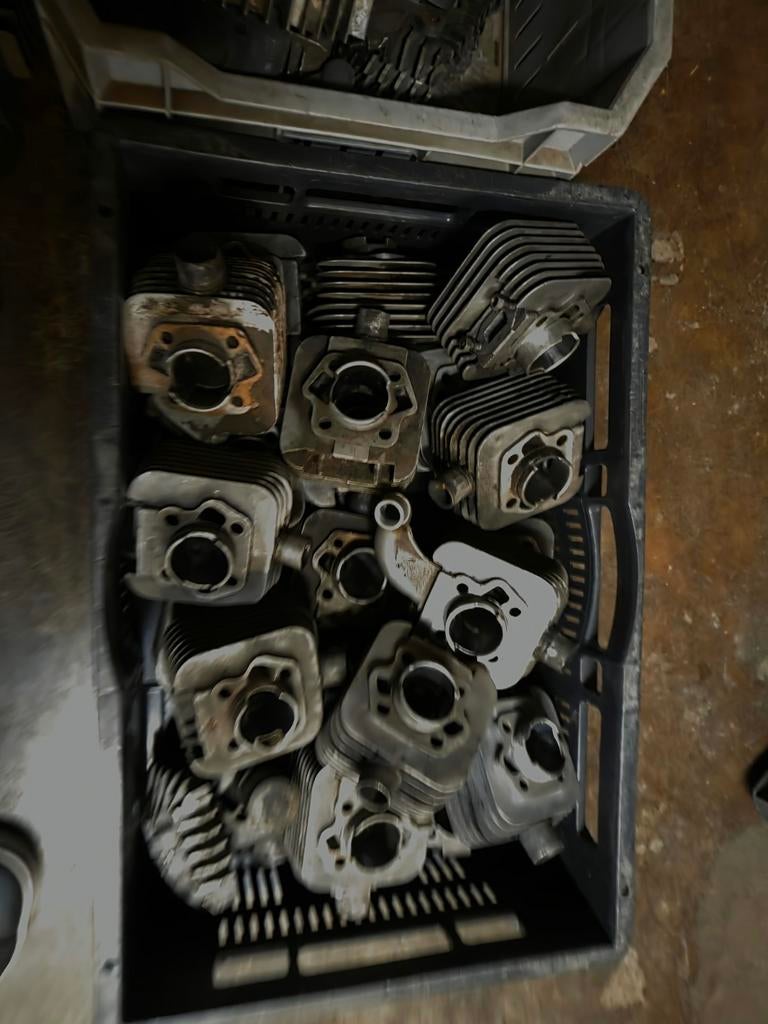 Grote partij kreidler cilinders. Mahle, Ophalen of Verzenden, Gebruikt, Cilinder