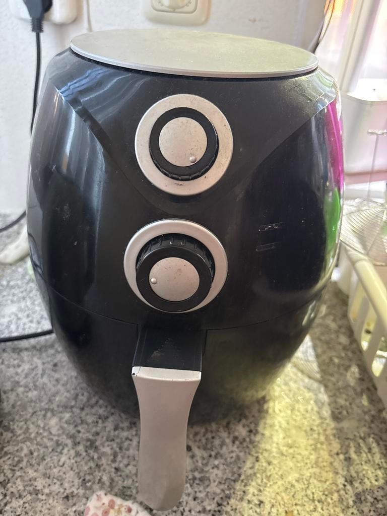 Gratis WatsHome Airfryer, Ophalen, Gebruikt, Airfryer, 1000 t/m 1499 gram