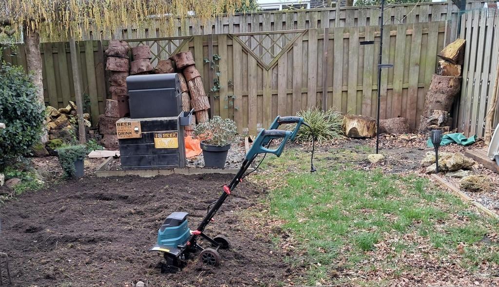 Elekrtische tuinfrees te huur voor €20,- per dag., Ophalen