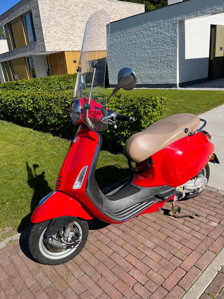 Vespa Primavera te koop, Fietsen en Brommers, Scooters | Vespa, Gebruikt, Overige modellen, Benzine, Ophalen