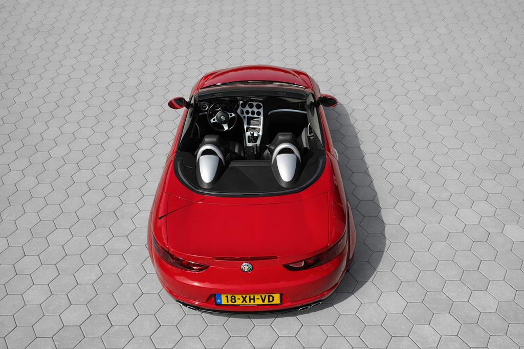 Alfa Romeo Spider 2.2 JTS 2007 Rood, Auto's, Alfa Romeo, Zwart, 4 cilinders, Cabriolet, 1505 kg