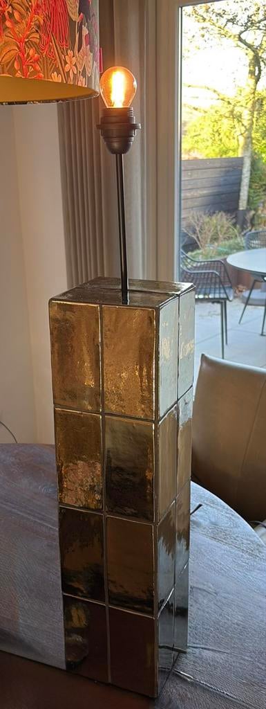 Sale: Handgemaakte Tafellamp van Tegels - 60 cm hoog, Huis en Inrichting, Lampen | Tafellampen, Gebruikt, 50 tot 75 cm, Overige materialen