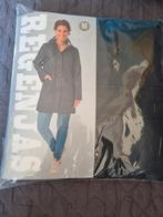 Nieuwe IYD Regenjas met capuchon - Maat M, Ophalen of Verzenden, Nieuw, Regenjas, Dames