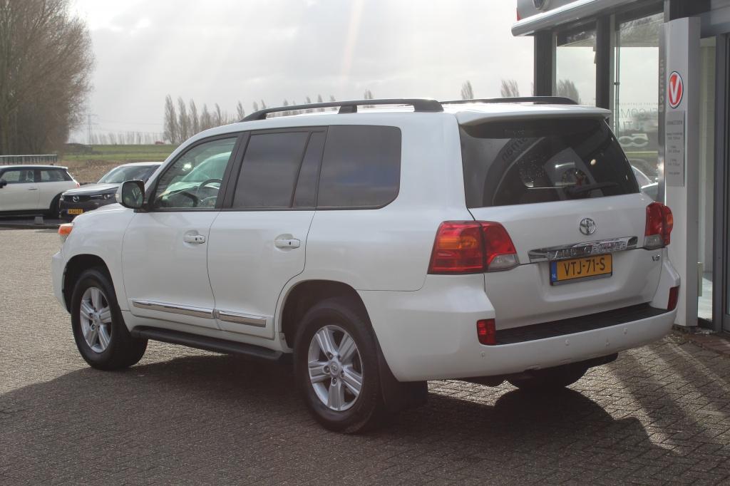 Toyota Land Cruiser V8 4.5 V8 D-4D 4x4/Trekhaak/Camera/Grijs, Auto's, Euro 5, Gebruikt, 8 cilinders, Wit