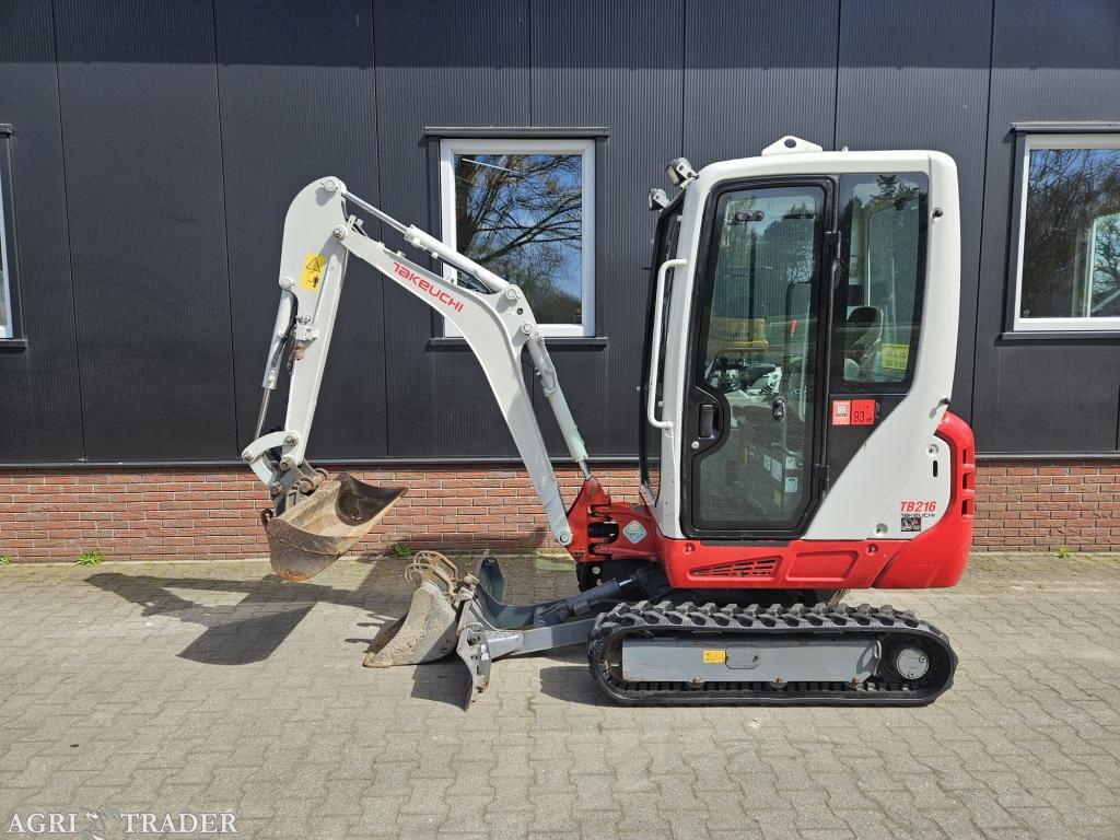 Takeuchi TB216, Zakelijke goederen, Machines en Bouw | Kranen en Graafmachines, Niet opgegeven, -, Niet opgegeven, Graafmachine