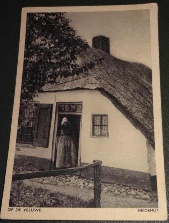 Gelderland - Veluwe - Heidehut - Vrouw in deuropening, Verzenden, 1940 tot 1960, Gelopen, Gelderland