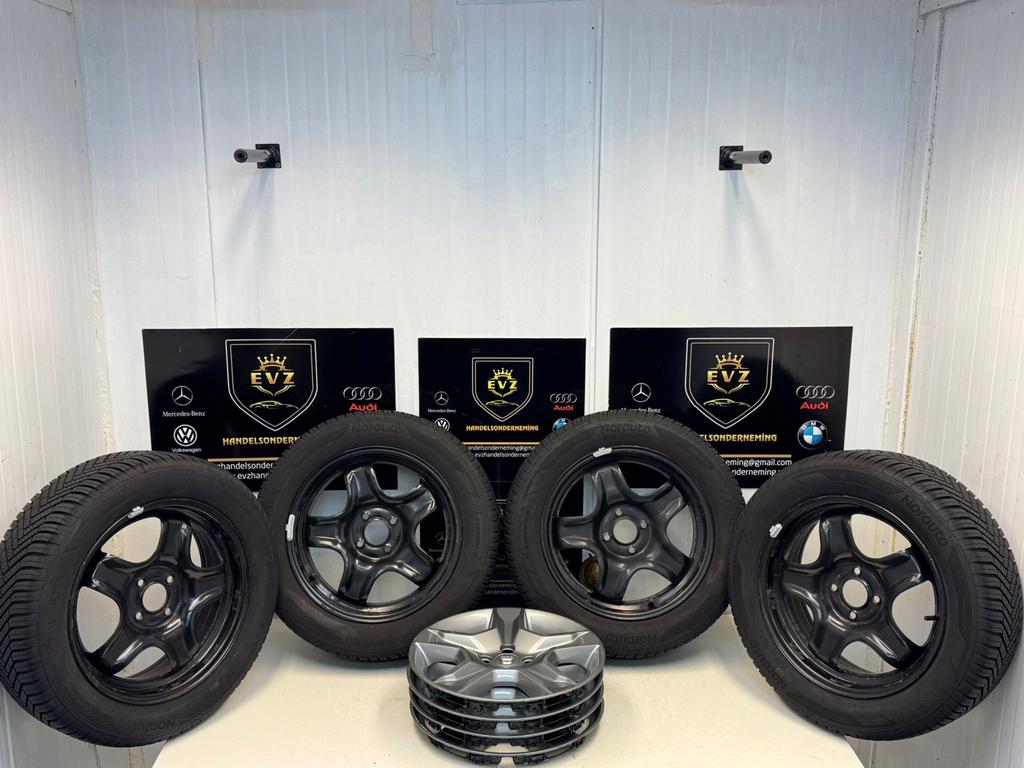 Dacia Logan Stepway 2019 velgen met All-Seasons 205/55R16, Auto-onderdelen, Banden en Velgen, Gebruikt, 16 inch, Banden en Velgen