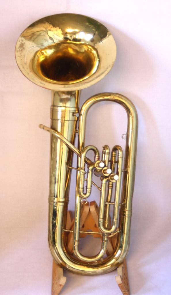 reynolds contempora bellfront baritone, Muziek en Instrumenten, Blaasinstrumenten | Tuba's, Gebruikt, Euphonium of Tenortuba, Ophalen