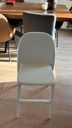 Ikea Urban kinderstoel - Wit, Kinderen en Baby's, Kinderstoelen, Ophalen, Gebruikt, Overige typen, Aanschuifbaar