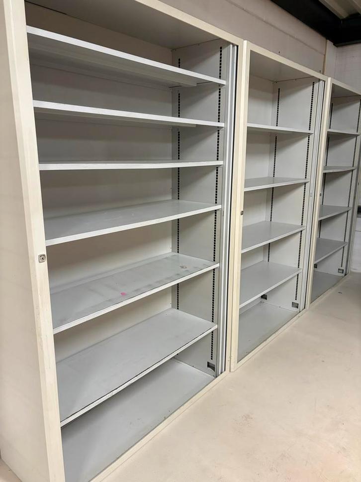 3 Stalen kasten met stalen lamellen - 128x45x195 cm, Huis en Inrichting, Kasten | Roldeurkasten en Archiefkasten, Gebruikt, 150 tot 200 cm