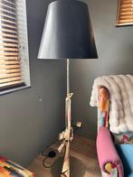 Flos Gun vloerlamp – Philippe Starck (goud), Ophalen, Overige materialen, Design, Zo goed als nieuw