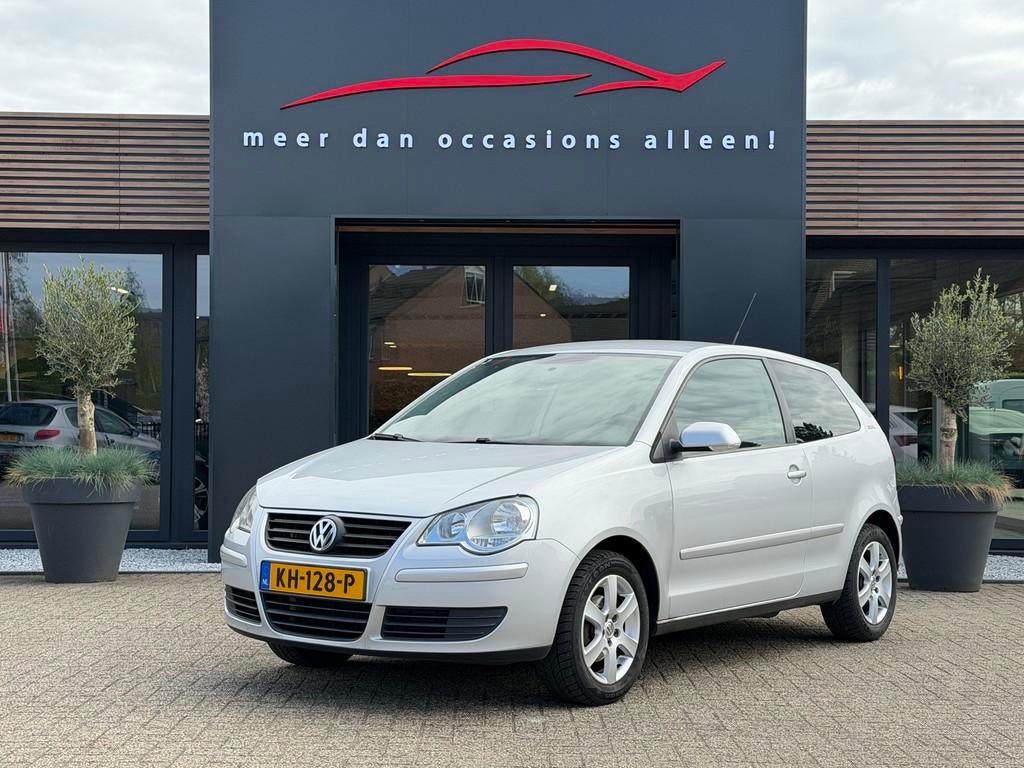 Volkswagen Polo Polo 1.4 16V 80pk Trendline (bj 2007), Auto's, Volkswagen, Voorwielaandrijving, 4 cilinders, Bedrijf, Handgeschakeld
