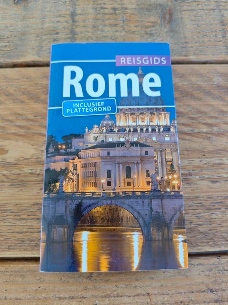 Reisgids Rome inclusief plattegrond, Europa, Ophalen of Verzenden, Reisgids of -boek, Gelezen