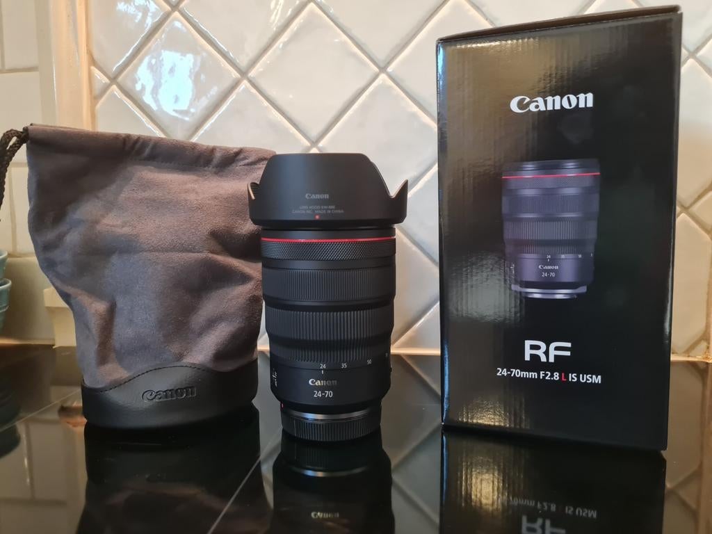 Gloednieuwe Canon RF 24-70 f2.8 L-serie USM IS, Audio, Tv en Foto, Fotografie | Lenzen en Objectieven, Ophalen of Verzenden, Nieuw