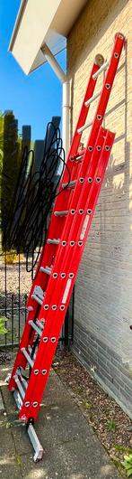 Altrex ladder 3-delig aluminium incl. Stabiliteitsbalk, Doe-het-zelf en Verbouw, Ladders en Trappen, Ophalen, Gebruikt, Ladder