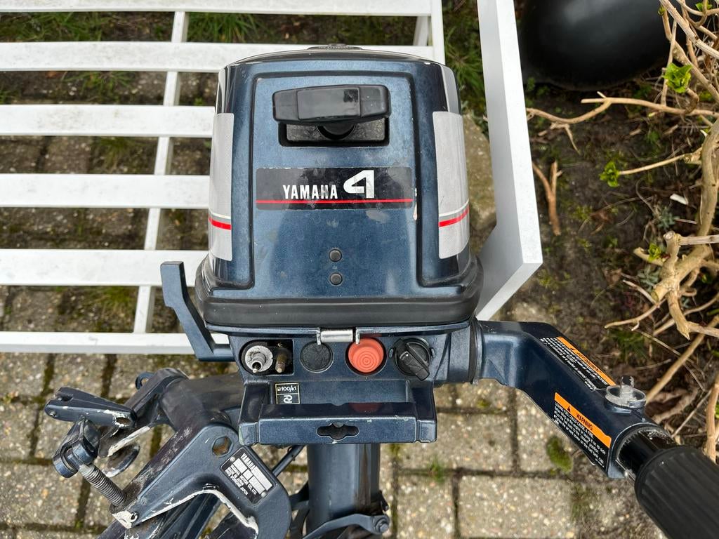 Yamaha 4PK 2-takt buitenboordmotor met 12L tank, Ophalen, Gebruikt, Minder dan 5 pk, Buitenboordmotor