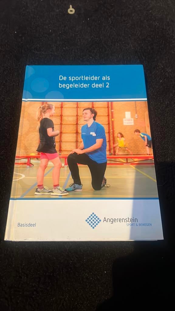 De sportleider als begeleider deel 2, Boeken, Ophalen of Verzenden, Zo goed als nieuw, Irma Mol; Bert Geenen, Nederlands