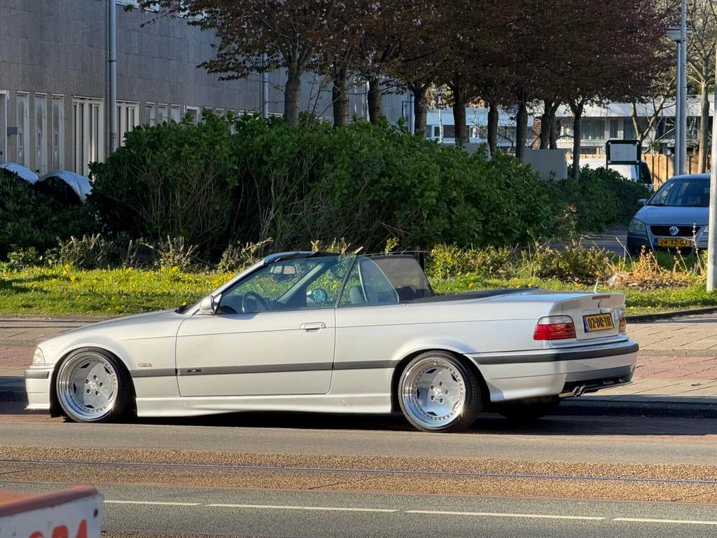 BMW E36 328i Cabrio M Tech Hardtop Oz Breyton TE RUIL CL500, Automaat, Achterwielaandrijving, 1440 kg, Zwart