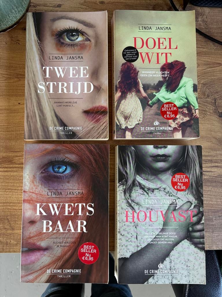 4 Linda Jansma thrillers - De Crime Compagnie, Ophalen of Verzenden, Gelezen, Nederland