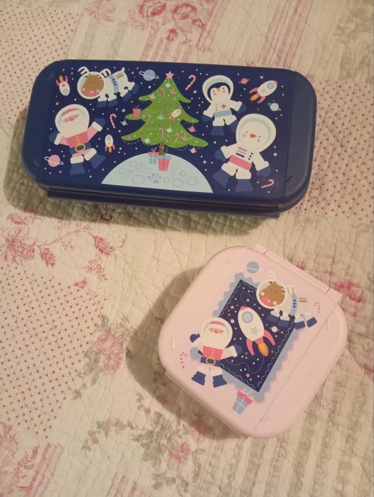 Leuke broodtrommels met kerst/ruimte thema, Kunststof, Ophalen of Verzenden, Zo goed als nieuw, Overige merken