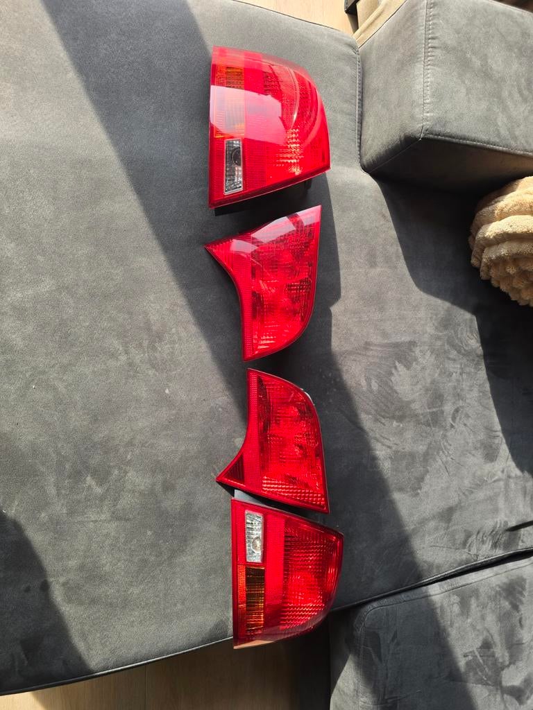 Audi S4 B7 avant achterlichten, Ophalen, Audi