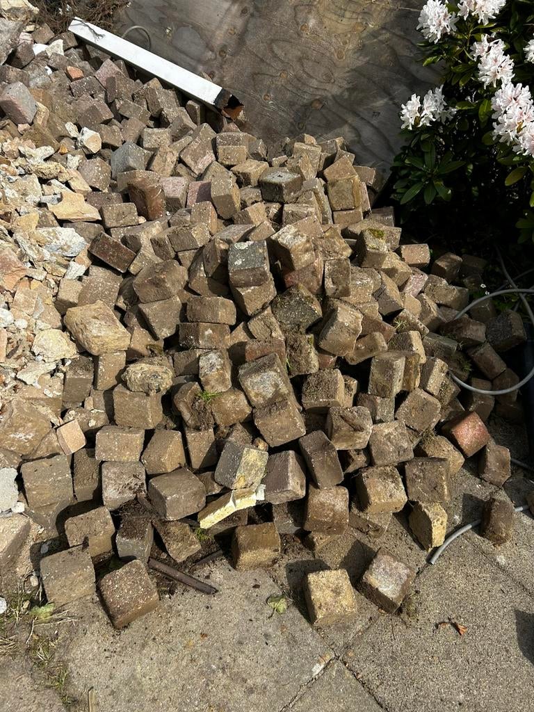 GRATIS cobblestones, Ophalen, Gebruikt, Beton, Klinkers