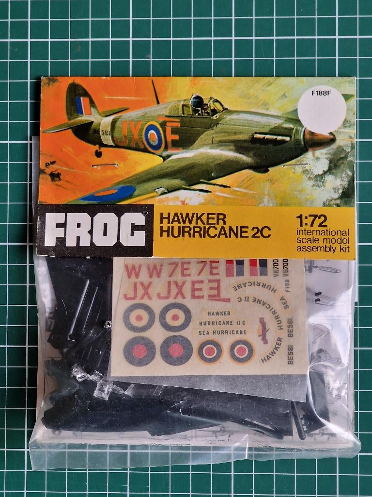 Hawker Hurricane 2c Frog headercard edition 1/72, Overige merken, 1:72 tot 1:144, Nieuw, Ophalen of Verzenden