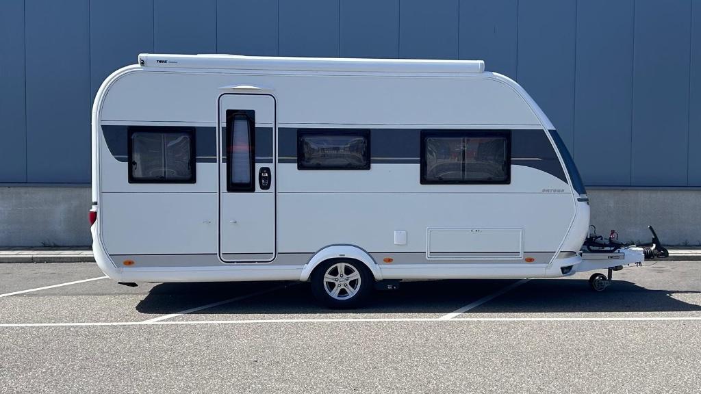 Hobby 460 DL 2 enkele bedden, Caravans en Kamperen, Schokbreker, Standaardzit, Hobby, Tot en met 3