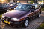 Opel Vectra 1.8i GLS AUTOMAAT 172.000 NAP! Youngtimer Trekha, Zwart, 4 cilinders, 1796 cc, Vectra