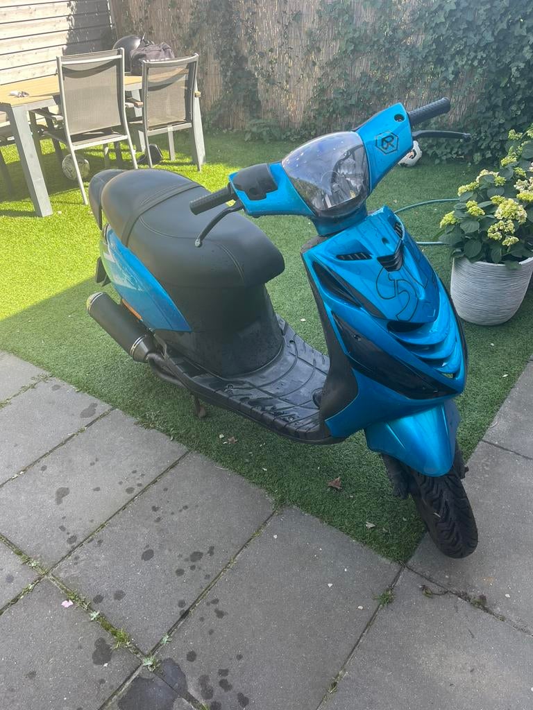 Piagio zip 2016 4t, Ophalen, Zip, Zo goed als nieuw, Benzine