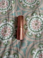 Charlotte Tilbury Matte revolution lipstick- Coral Kiss, Sieraden, Tassen en Uiterlijk, Uiterlijk | Cosmetica en Make-up, Lippen